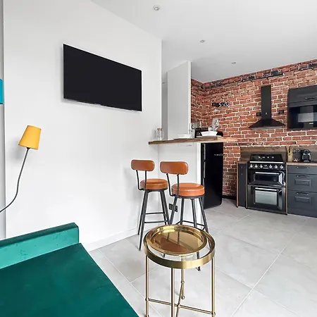 Appartement 104 Lumineux Avec Terrasse A